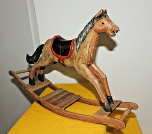Altes großes schaukelperd - großes,