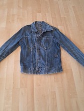 Biete hier eine Jeansjacke von
