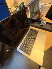 Apple MacBook Pro 2017,  13 Zoll (128GB SSD, Intel Core i5, 16GB) - TOP