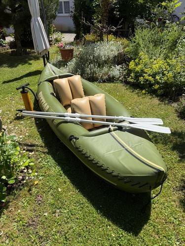 Schlauchboot der marke - schlauchboot,