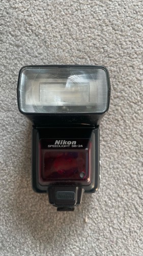 Nikon speedlight 24 - nikon,