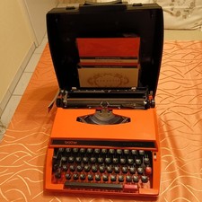 Brother Deluxe 650 TR Orange Schreibmaschine mit Anleitung und Koffer