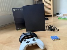Xbox One X 1TB + 2 Controller