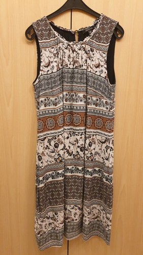 Adrettes sommerkleid von comma - sommerkleid,