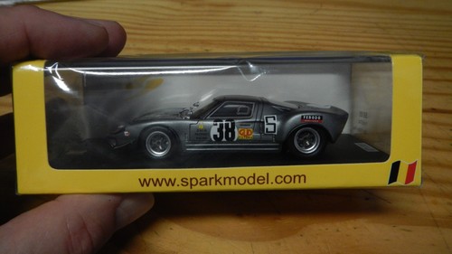 Spark minimax sb185 ford - 1:43,