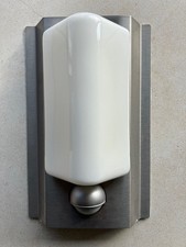 Wandaußenleuchte mit Sensorfunktion, Edelstahldesign, Marke Steinel