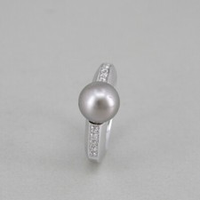 Ring in 750/18k Weißgold mit