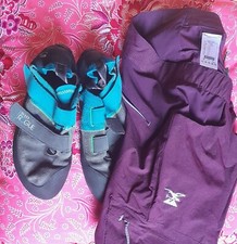 Boulderschuhe und -hose, Schuhe 5.10 Rogue und Hose von decathlon extra dehnbar