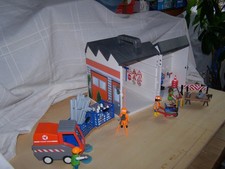 Playmobil Bauhof/Straßenbau 4043,  Kehrmaschine 4045, Leitplanken 3257