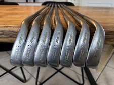 Mizuno Domino Eisensatz Damen RH Einsteigersatz Golfschläger