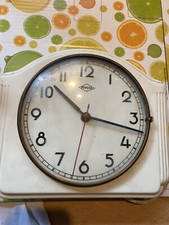 50er 60er Wanduhr Peweta