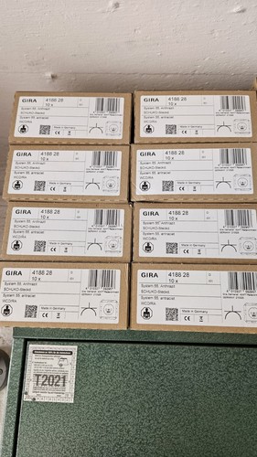 Stück gira steckdosen - 10,