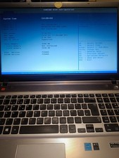 Gaming-Laptop Samsung 550P mit Intel i7 der 3. Generation und 17,3-Zoll-Display.