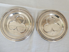 Paar Flaschenuntersetzer der