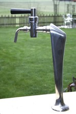 Bier-Zapfsäule 