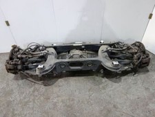 Achse hinten mit Differential