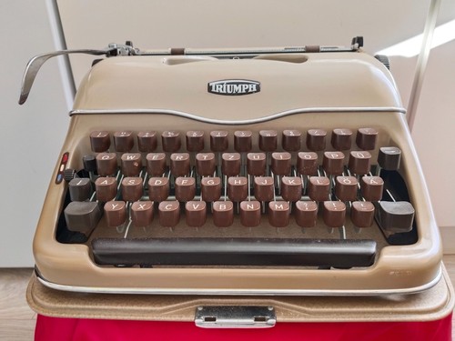 Triumph adler tippa - adler,