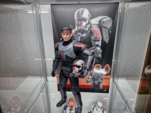 Hot toys hunter tms050 - hot,