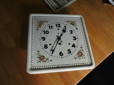 Alte, Antike Küchenuhr / Wanduhr Porzellan