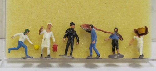 Figuren 6 menschen - ,