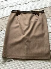 KLASSIKER VON RIANI GRÖßE 42 BRAUN SEHR GUTER UND GEPFLEGTER ZUSTAND