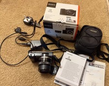 Sony Alpha ILCE-5000 20.1 MP Digitalkamera - Schwarz mit Objektiv SELP1650