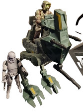 Hasbro Star Wars Actionfiguren Clone 3 x Figuren + 1 Kampf Läufer