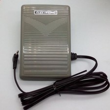 Fuß Kontrolle Passt Singer