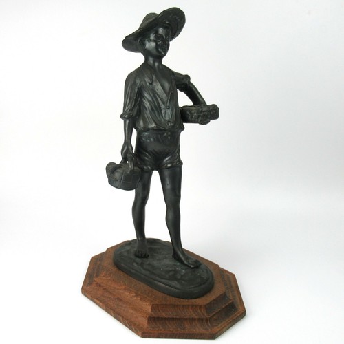 Dekorative metall figur - metall,