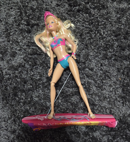 Barbie merliah 1 puppe - barbie, 2-in-1