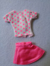 Barbie Kleidung O/O  Herzchen Barbie