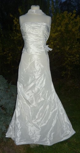 Brautkleid creme schlicht - s,