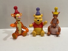 Disney Winnie Pooh Puuh Mattel 3 x Figur:  mit Tigger, Kanga  mit Mütze Winter