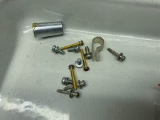 Honda Hornet CB600 (2) 98' Tacho Innen Schrauben Speedo Inner Bolts