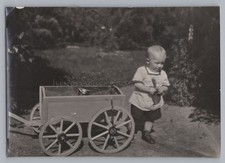 Junge mit Bollerwagen - Altes Foto 1930er 1920er