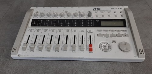 Zoom r16 gebraucht tragbar - zoom,