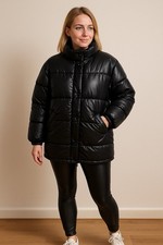 Schwarze Glanznylon Steppjacke XL, Vintage Oldschool, Indoor & Outdoor Spaß