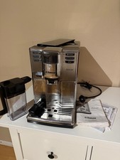 Saeco Incanto HD8918 Kaffeevollautomat, Schwarz-Silber