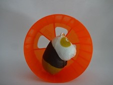 Kleinkinderspielzeug " Hund im roten Laufrad