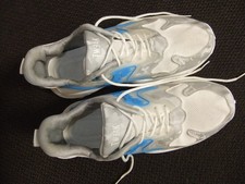 Tennisschuhe Herren 42