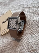 Chanel Mademoiselle Uhr beige