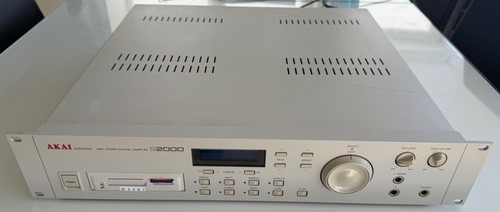 Akai 2000 bit - s-2000, sampler