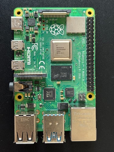 Raspberry computer modell - pi, 4