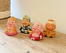 4 super süße lachender Buddha Figuren Glückssymbol Glücksbringer