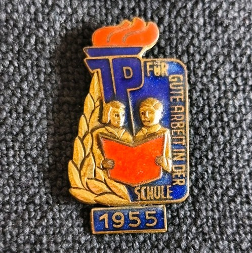 Frühes abzeichen ddr für - abzeichen, ddr: