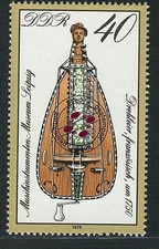 2447 Musikinstrumenten-Museum