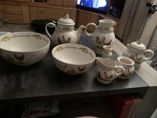 8 teiliges Set - Pfalzkeramik Glückliche Hühner