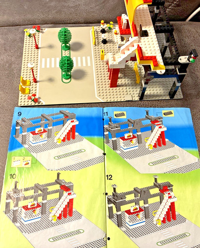Lego 6399 airport shuttle - 6399,