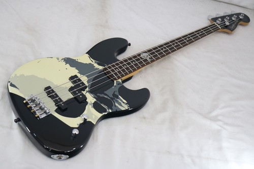 Squier fender frank bello - by,