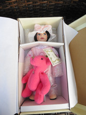 Porzellan-KÜNSTLER - Puppe